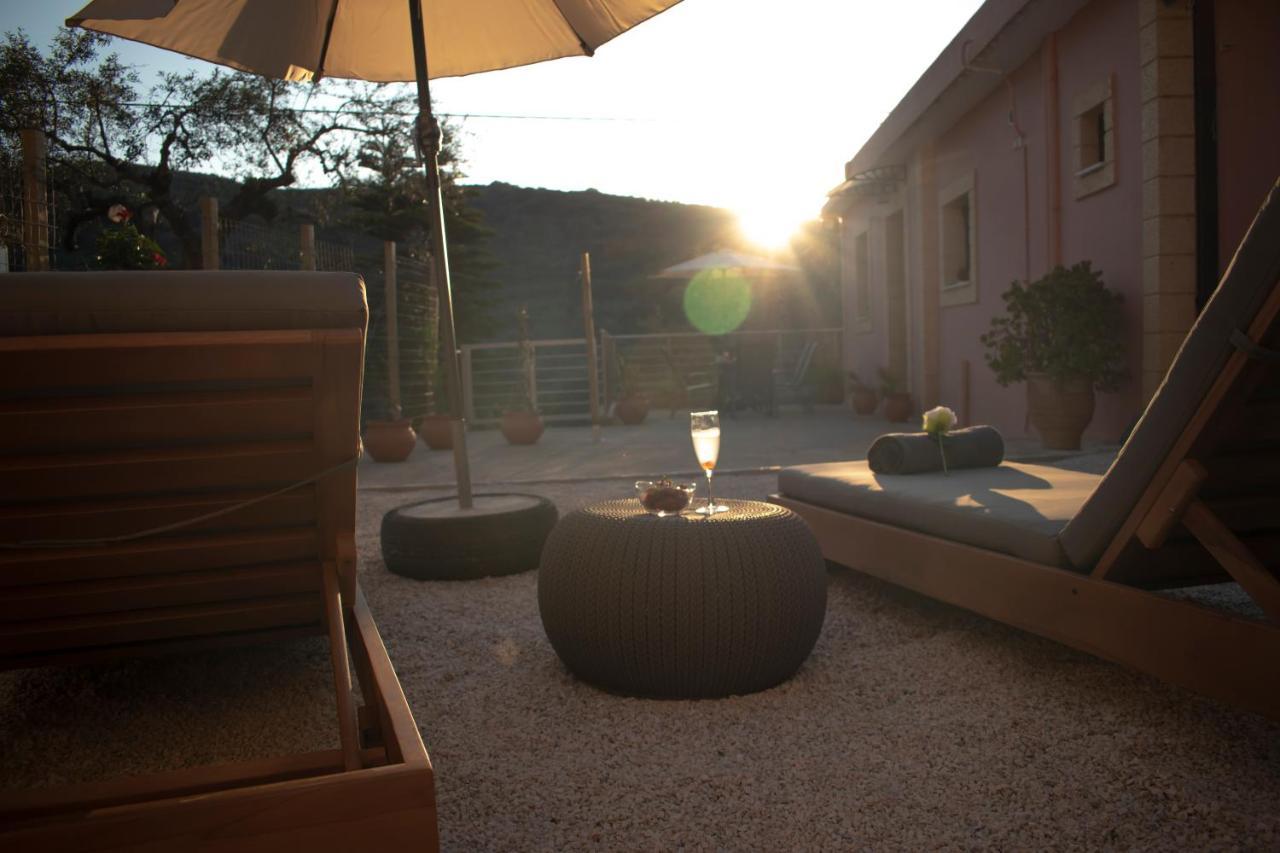 Villa House Of Harmony à Kamisianá Extérieur photo