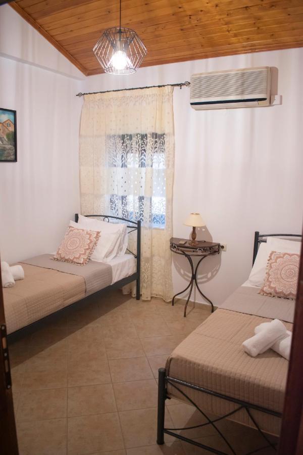 Villa House Of Harmony à Kamisianá Extérieur photo